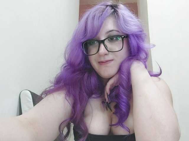 OdeliaPyeatt live cam on BongaCams