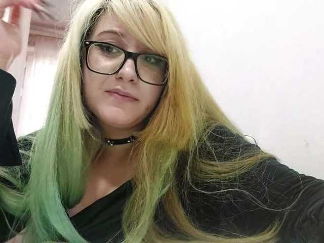 OdeliaPyeatt live cam on BongaCams