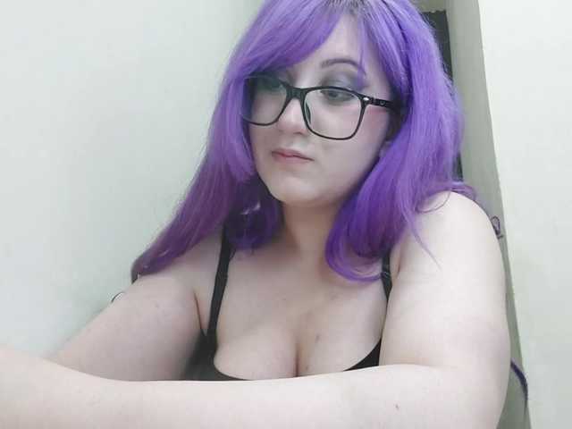 OdeliaPyeatt live cam on BongaCams