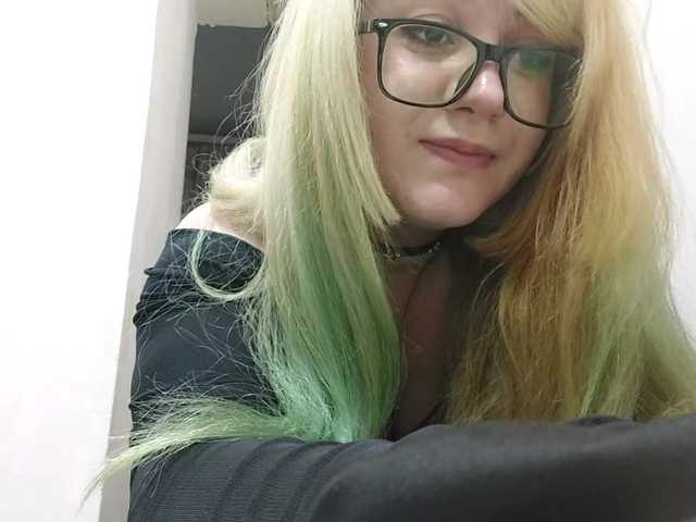 OdeliaPyeatt live cam on BongaCams