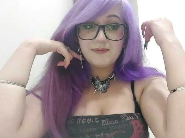 OdeliaPyeatt live cam on BongaCams