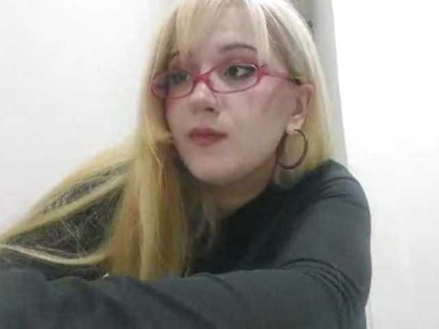 OdeliaPyeatt live cam on BongaCams
