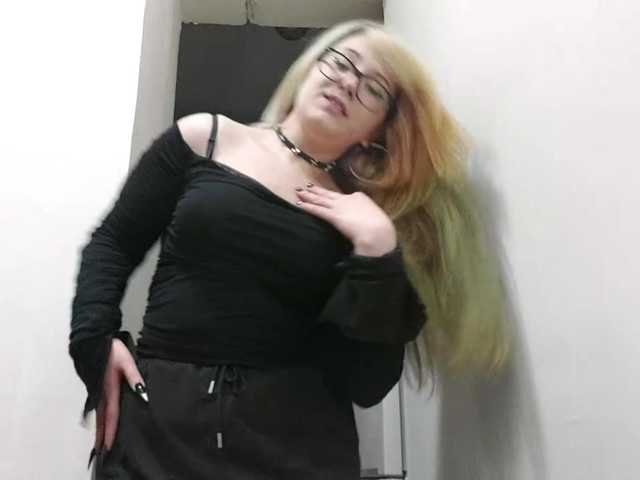 OdeliaPyeatt live cam on BongaCams