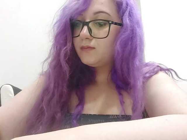 OdeliaPyeatt live cam on BongaCams