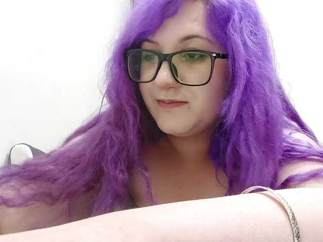 OdeliaPyeatt live cam on BongaCams