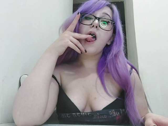 OdeliaPyeatt live cam on BongaCams