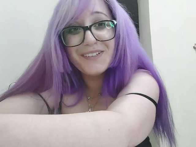 OdeliaPyeatt live cam on BongaCams