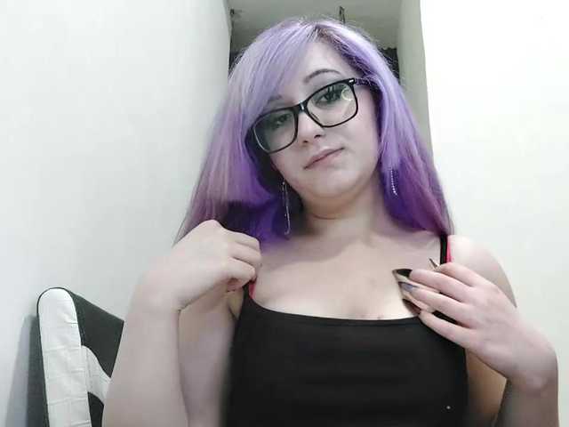 OdeliaPyeatt live cam on BongaCams