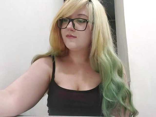 OdeliaPyeatt live cam on BongaCams