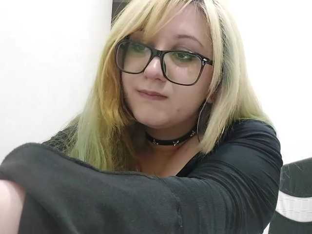 OdeliaPyeatt live cam on BongaCams