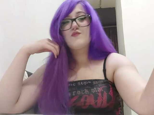 OdeliaPyeatt live cam on BongaCams