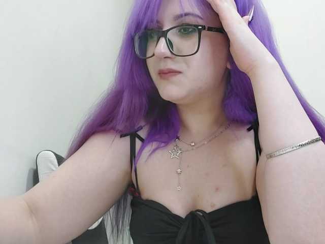 OdeliaPyeatt live cam on BongaCams