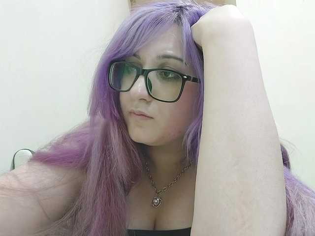 OdeliaPyeatt live cam on BongaCams