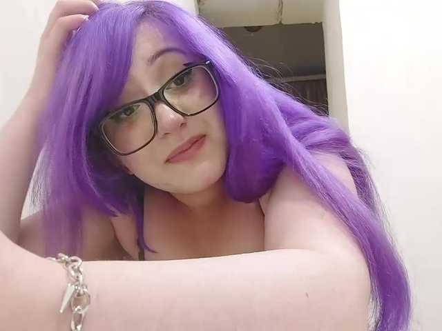 OdeliaPyeatt live cam on BongaCams