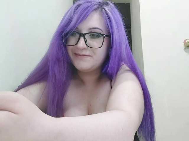 OdeliaPyeatt live cam on BongaCams