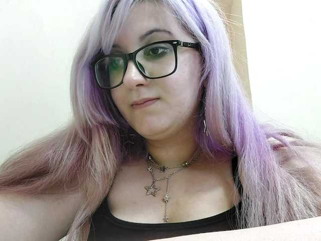OdeliaPyeatt live cam on BongaCams