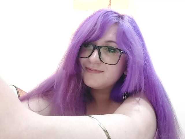 OdeliaPyeatt live cam on BongaCams