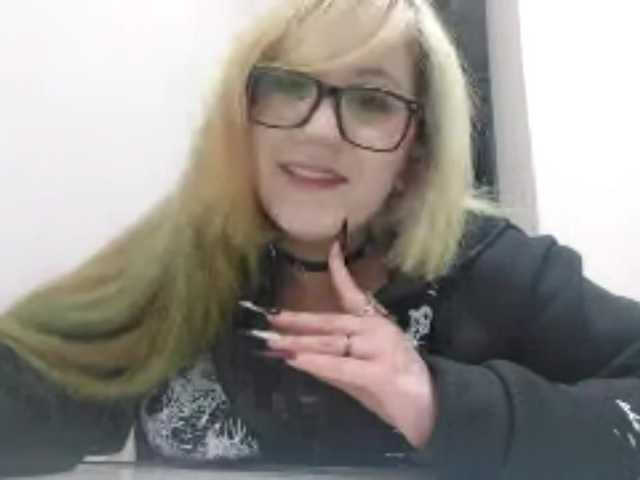 OdeliaPyeatt live cam on BongaCams