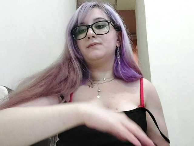 OdeliaPyeatt live cam on BongaCams