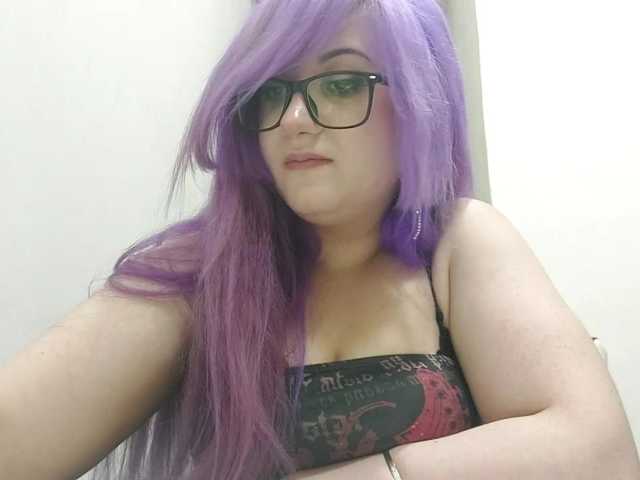 OdeliaPyeatt live cam on BongaCams