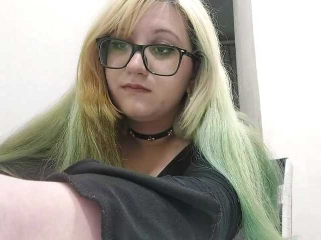 OdeliaPyeatt live cam on BongaCams