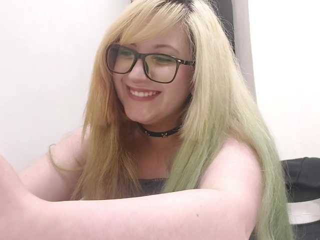 OdeliaPyeatt live cam on BongaCams