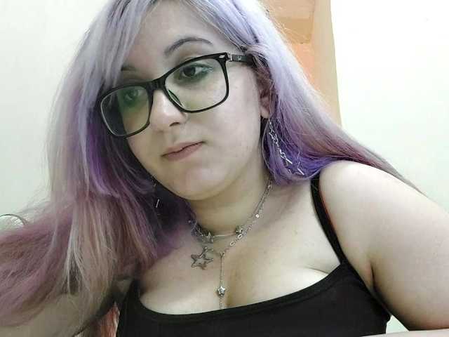 OdeliaPyeatt live cam on BongaCams