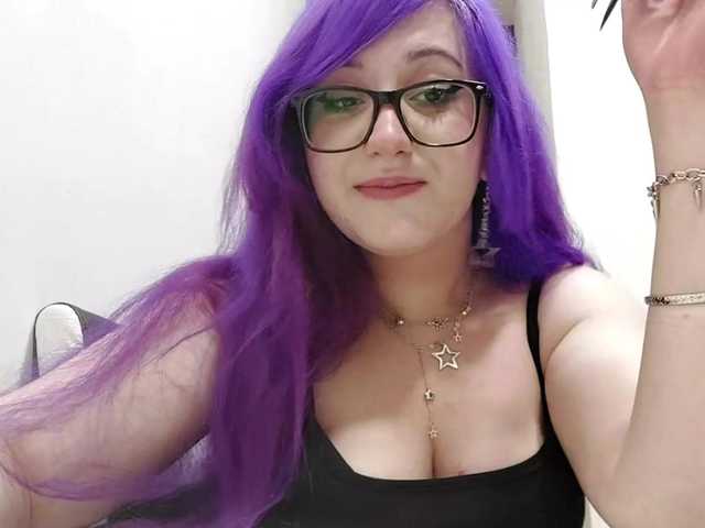 OdeliaPyeatt live cam on BongaCams