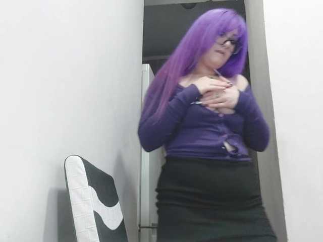 OdeliaPyeatt live cam on BongaCams