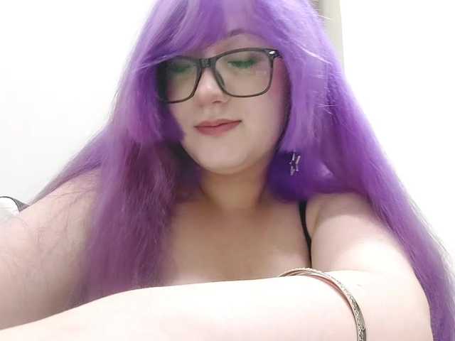 OdeliaPyeatt live cam on BongaCams
