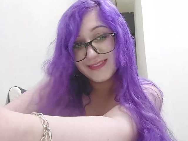 OdeliaPyeatt live cam on BongaCams