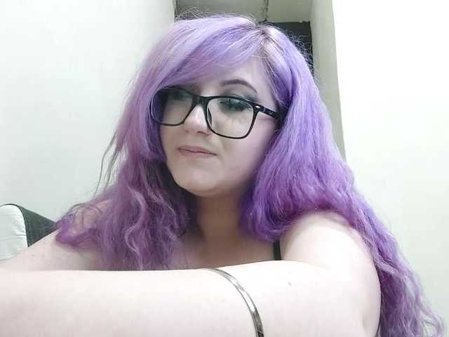 OdeliaPyeatt live cam on BongaCams