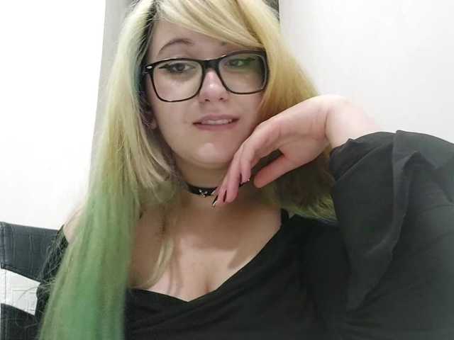 OdeliaPyeatt live cam on BongaCams
