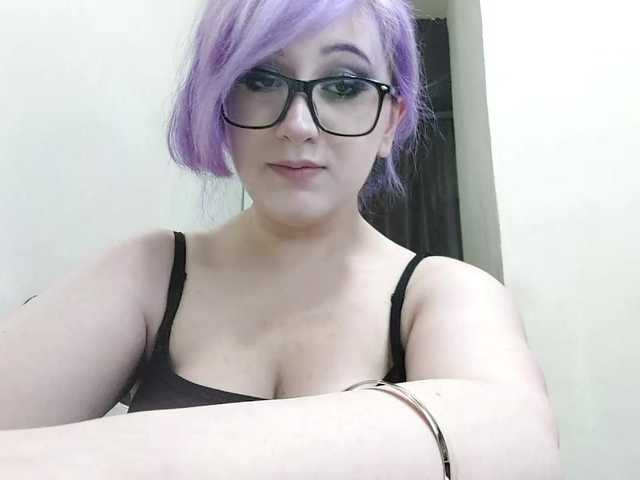 OdeliaPyeatt live cam on BongaCams