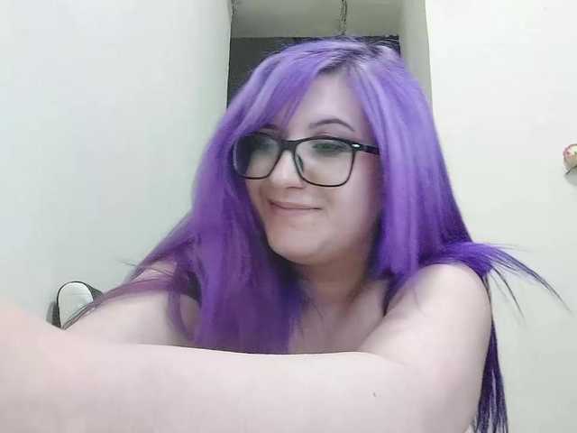 OdeliaPyeatt live cam on BongaCams