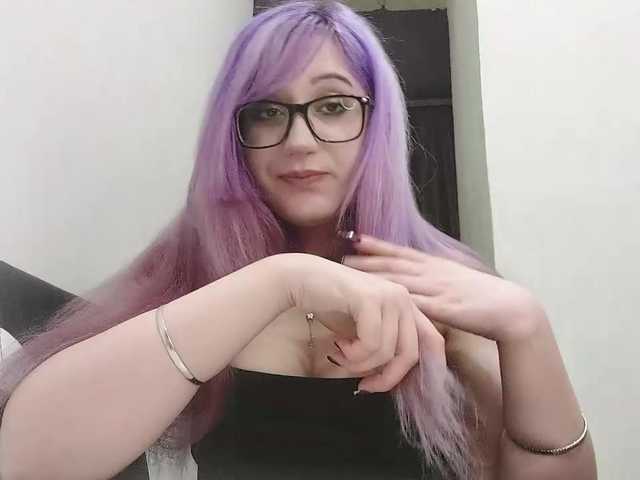 OdeliaPyeatt live cam on BongaCams