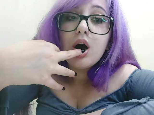 OdeliaPyeatt live cam on BongaCams