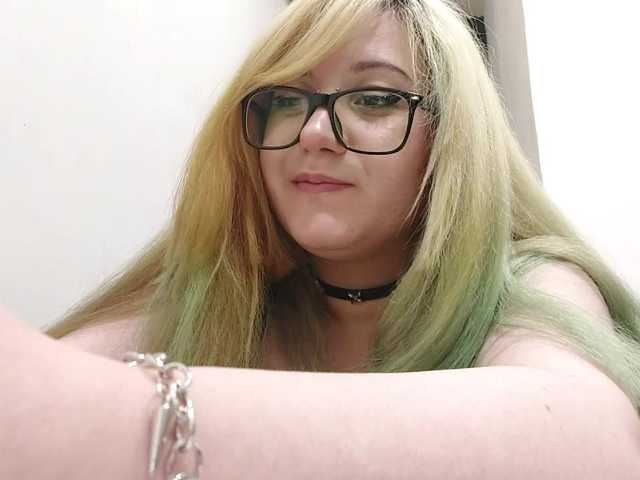OdeliaPyeatt live cam on BongaCams