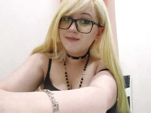 OdeliaPyeatt live cam on BongaCams