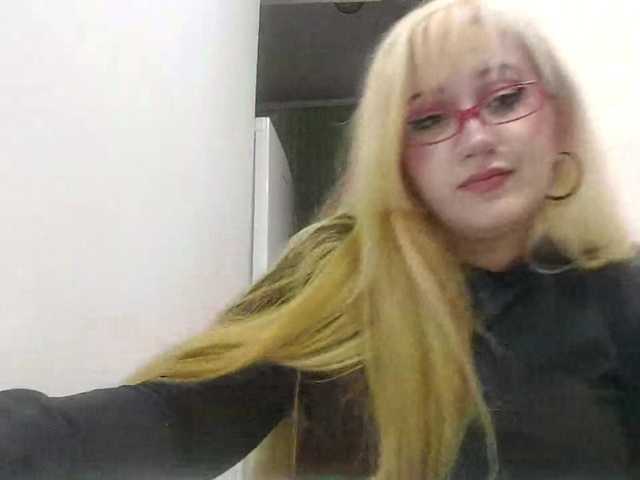 OdeliaPyeatt live cam on BongaCams