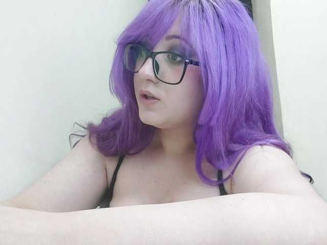 OdeliaPyeatt live cam on BongaCams