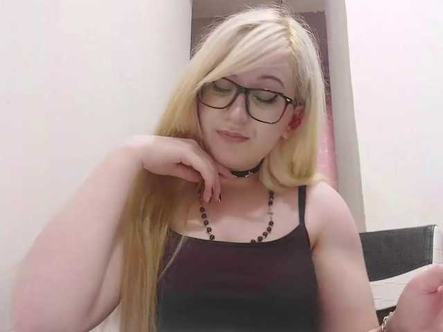 OdeliaPyeatt live cam on BongaCams