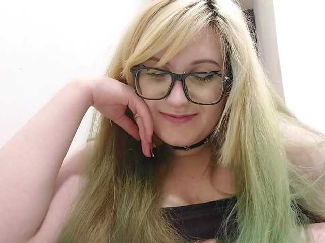 OdeliaPyeatt live cam on BongaCams