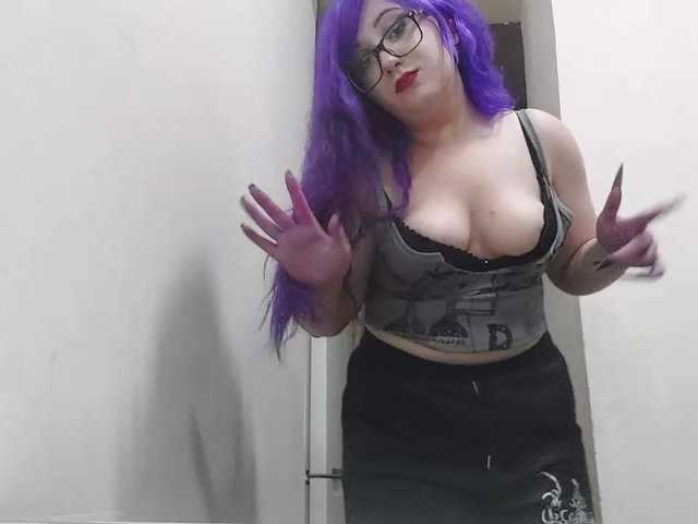 OdeliaPyeatt live cam on BongaCams