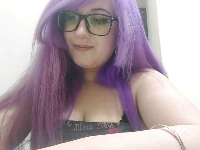 OdeliaPyeatt live cam on BongaCams