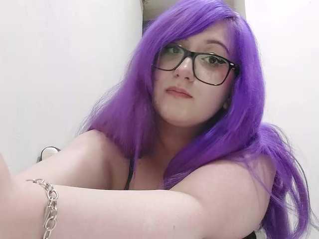 OdeliaPyeatt live cam on BongaCams