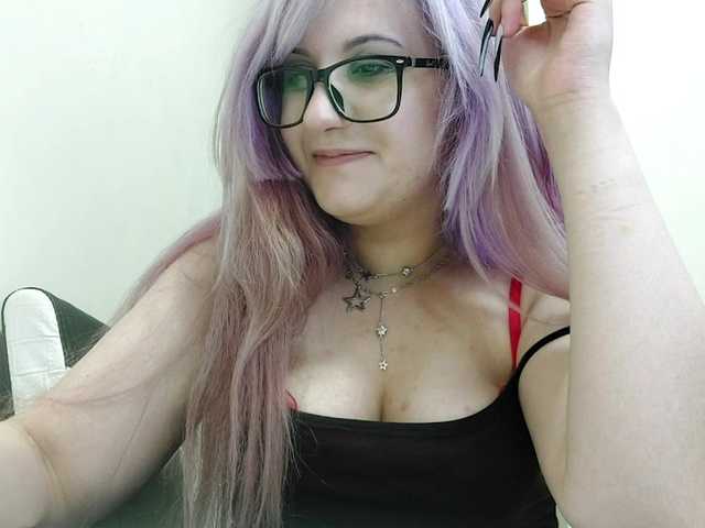 OdeliaPyeatt live cam on BongaCams