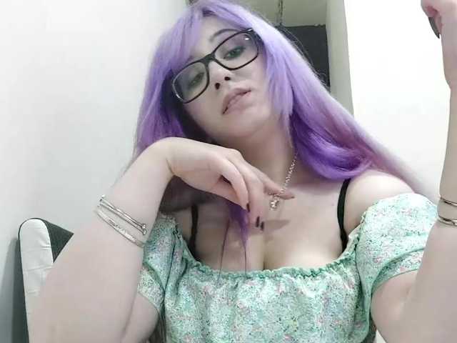 OdeliaPyeatt live cam on BongaCams