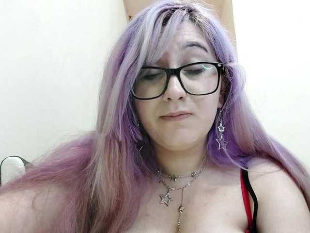 OdeliaPyeatt live cam on BongaCams