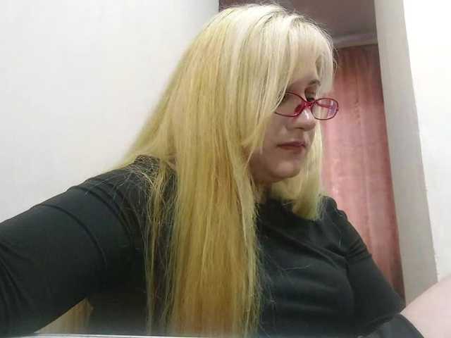 OdeliaPyeatt live cam on BongaCams